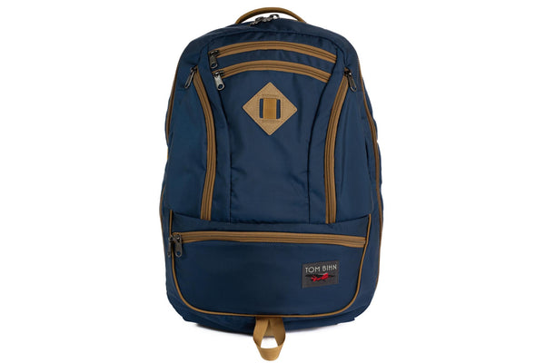 The Guide's Edition Synik 30 in Navy 420 Parapack.